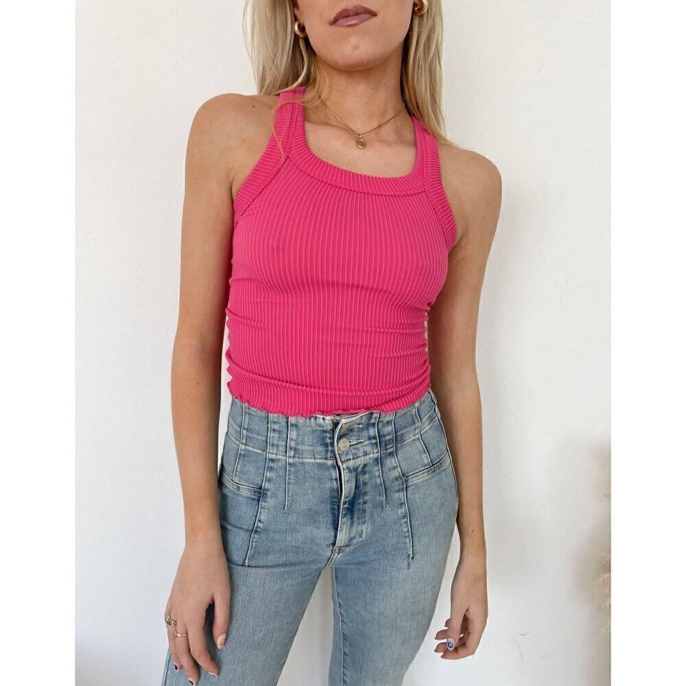 FREE PEOPLE Ribbed Seamless Tank Top in Raspberry Sorbet Size Medium/Large